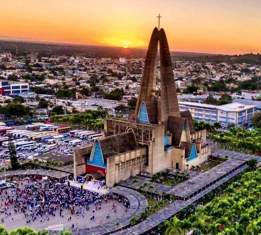 Hotel Maria Bonita Higueey Bagian luar foto